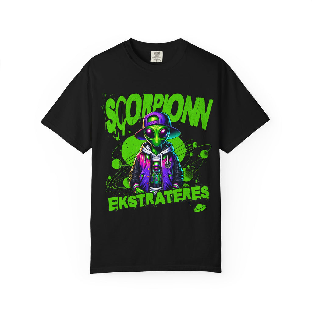 Scorpion Ekstrateres Alien Graphic Tee,  Unisex T-shirt, Unique Gift for Space Lovers, Streetwear, Cool Casual Wear