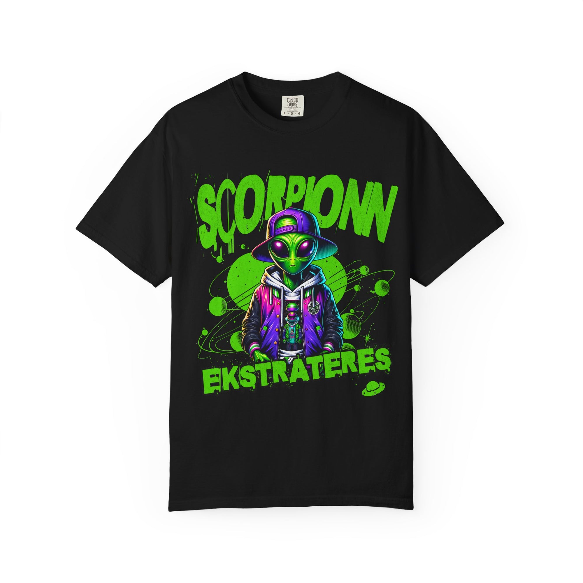 Scorpion Ekstrateres Alien Graphic Tee,  Unisex T-shirt, Unique Gift for Space Lovers, Streetwear, Cool Casual Wear